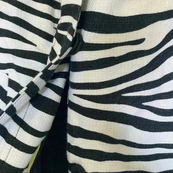 Talbots  zebra print animal snap buttons jacket - Picture 4 of 6